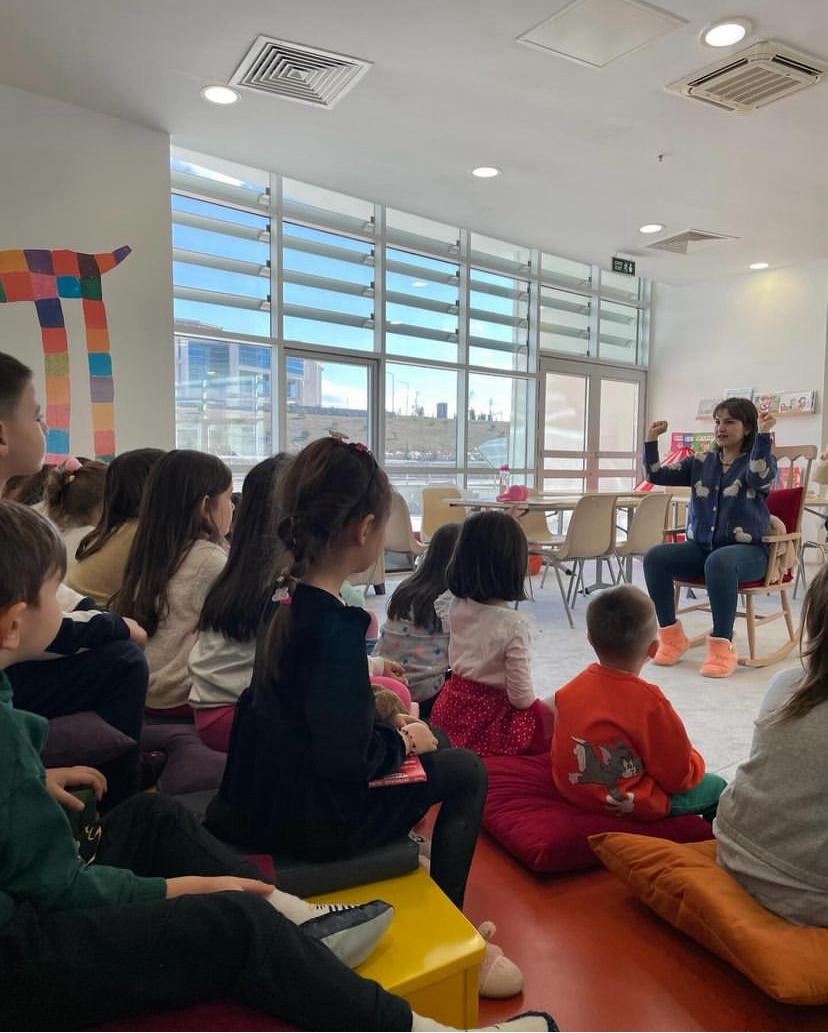 Bebek ve Çocuk Kütüphanesi Çocuklarımızı Kitaplarla Buluşturmaya Devam Ediyor